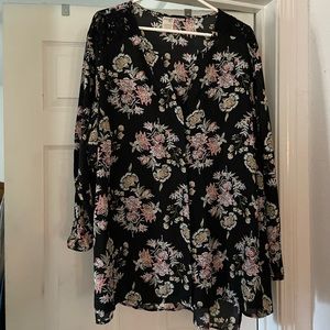 New w/tags Terra & Sky Women’s 2xl blouse